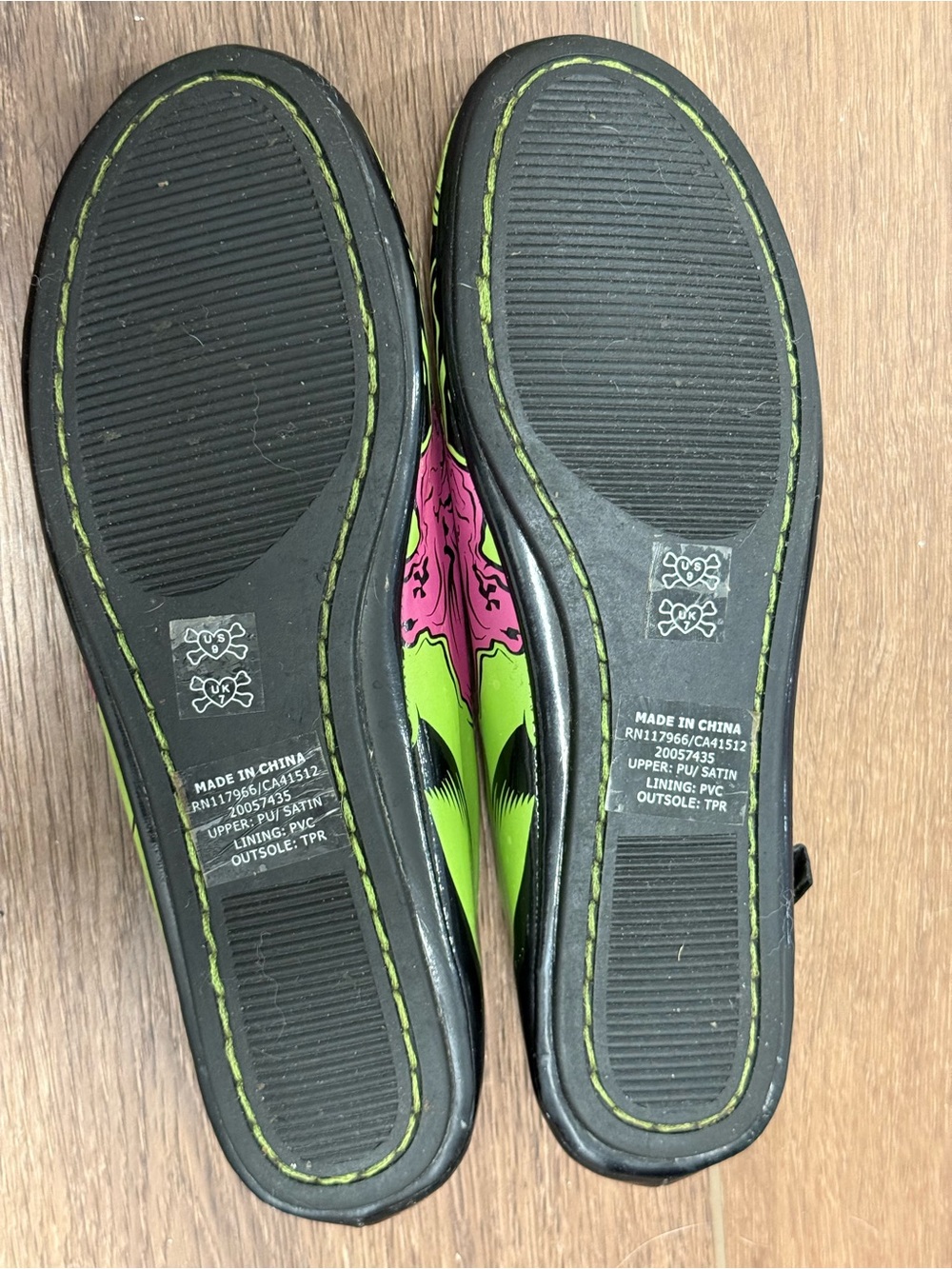 Iron Fist Zombie Stomper Flats, Green, Hot Topic 🖤 Goth, Punk, Emo, Scene - Picture 8 of 9